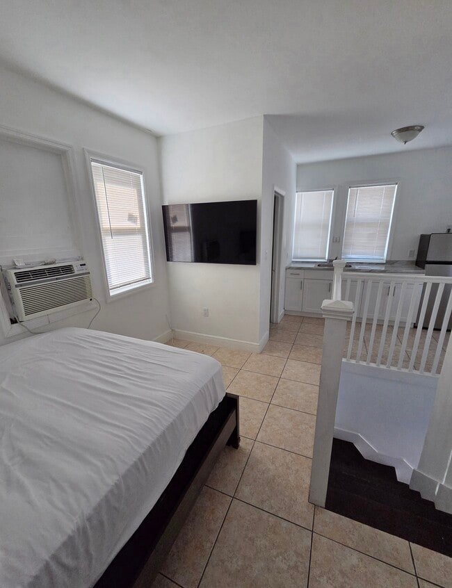 Photo - 1122 SW 17th Ave Unidad #3