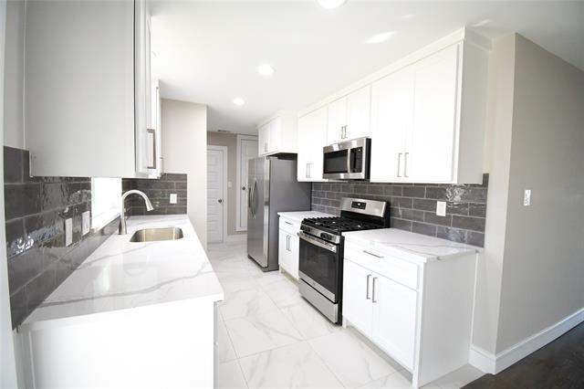 Photo - 1422 Addington St