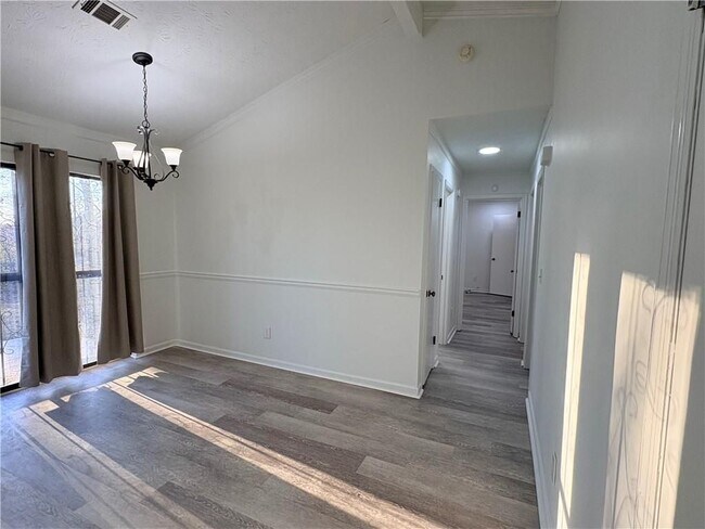 Photo - 3929 Flakes Mill Rd