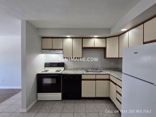 Photo - 20 Tall Pines Dr Unit 9