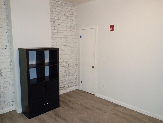 Photo - 146 Chandler St Unit 7