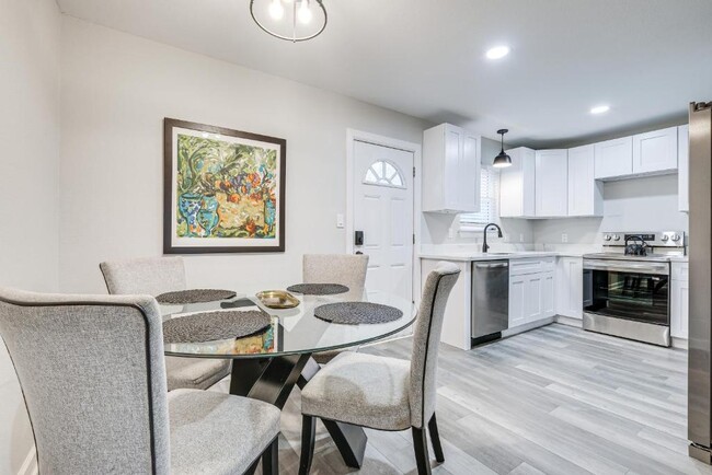 Photo - 601 Green St