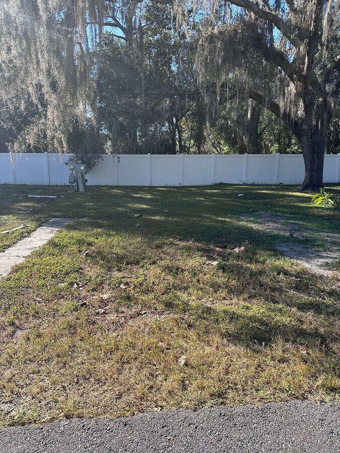 Month to Month available! LOT RENT ONLY!! - Month to Month available! LOT RENT ONLY!! Unit 12- PM