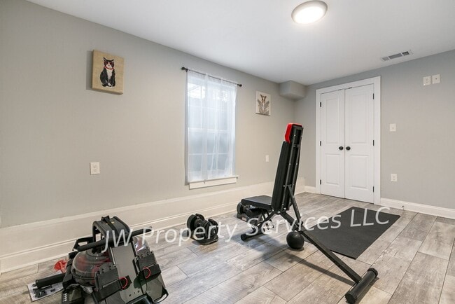 Photo - Stunning 3BR/3BA Home Near Downtown – Furnished or Unfurnished Options Available