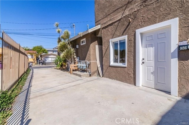 Photo - 926 E 11th St Unidad 2