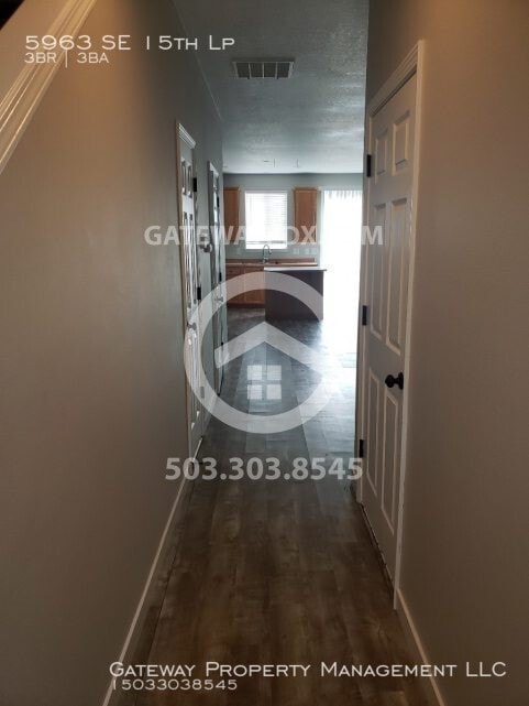 Photo - 5963 SE 15th Loop