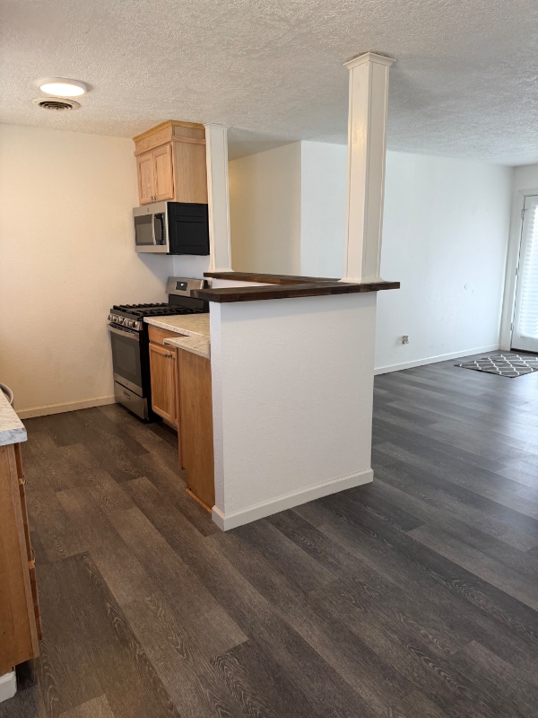 Photo - 406 Anderson Dr