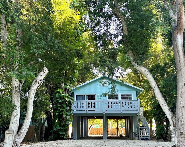 Building Photo - 130 Gumbo Limbo Dr Rental