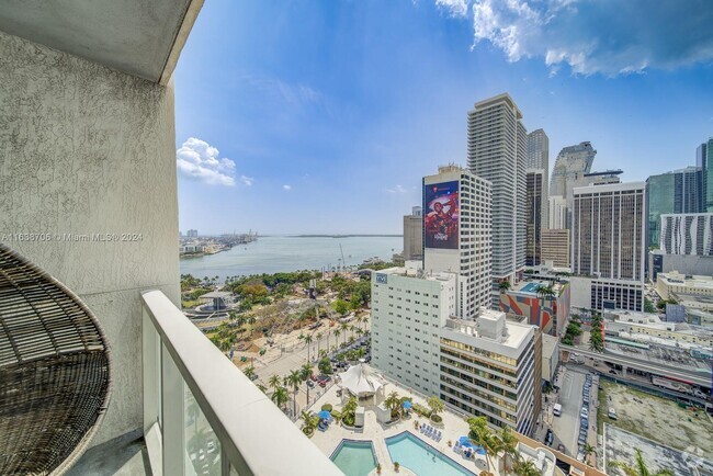 Building Photo - 244 Biscayne Blvd Unit 2309 Rental