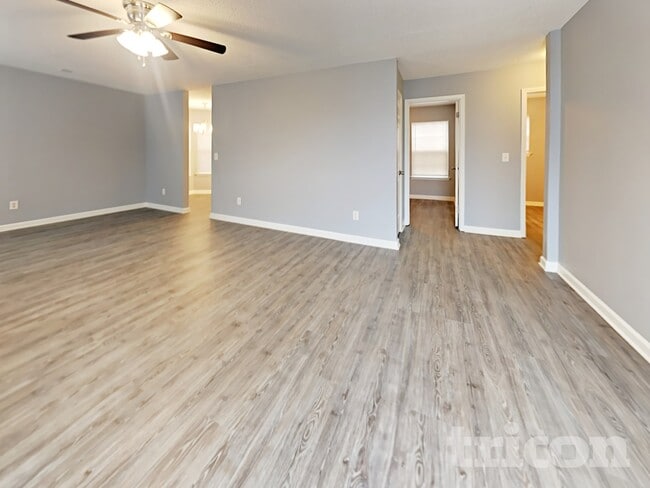 126 Stamhope Ct