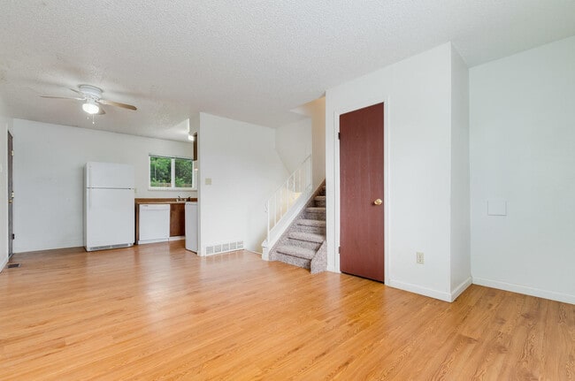 Photo - 1552 S Memphis St