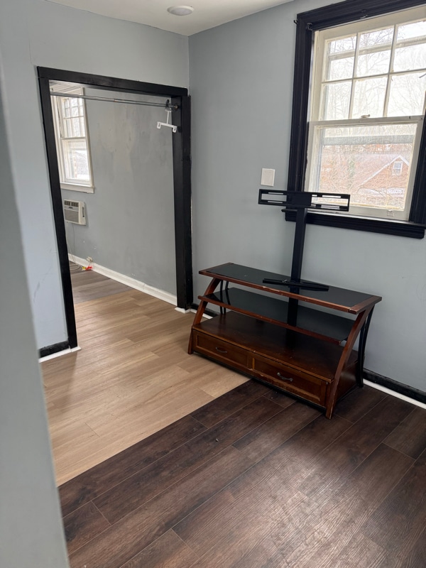 Photo - 1132 Duncan Ave