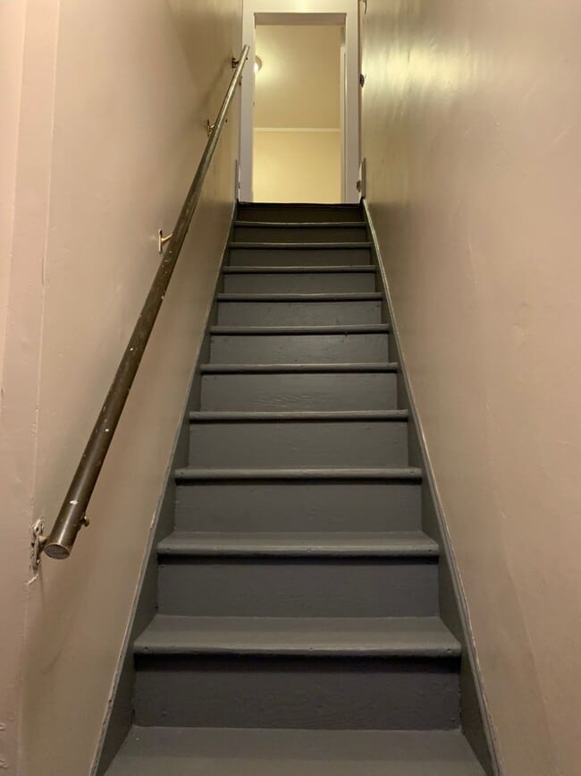 Photo - 168 Downs St Unidad Apt 2