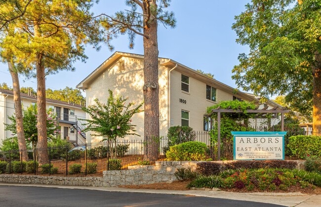Building Photo - Arbors of East Atlanta Rental