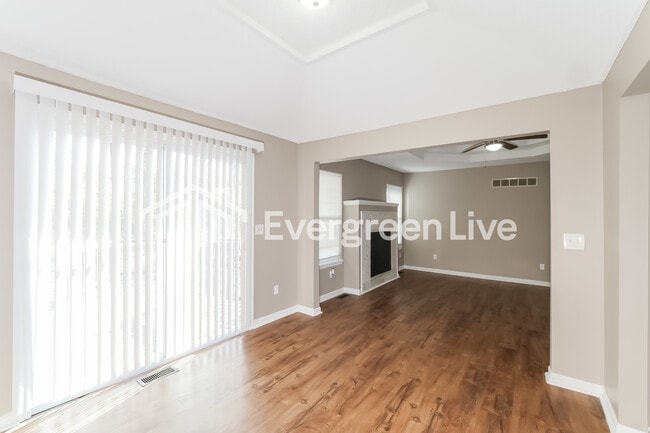 Photo - 7229 Marsh Ave