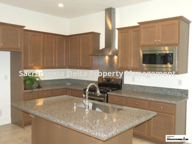 Photo - Beautiful Home in McKinley Village