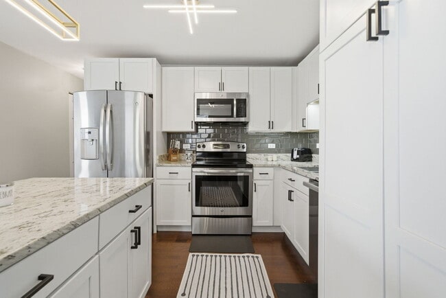 Photo - 3033 N Sheridan Rd Unit 1201