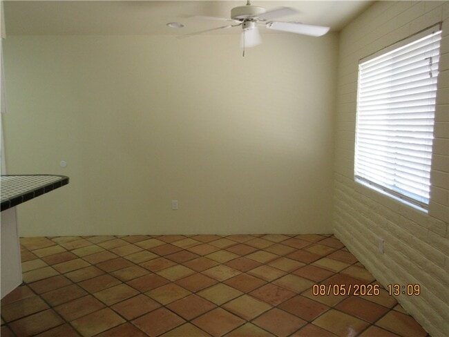 Photo - 2124 Motor Ave