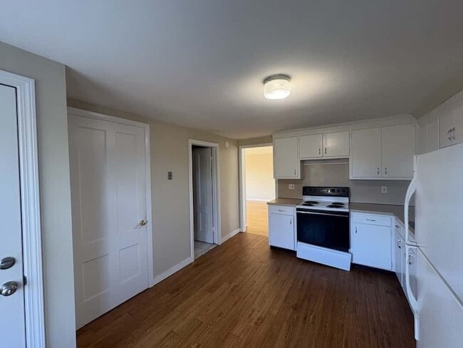 Photo - 59 Montowese St