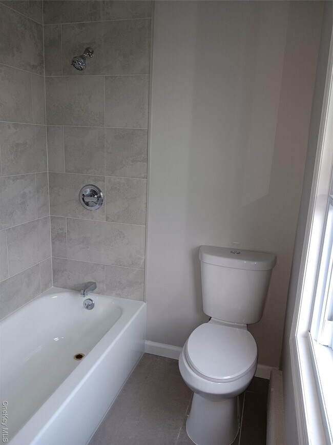 Photo - 142 Smith St