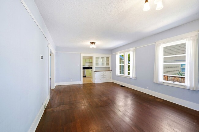 Photo - 7245 N Newell Ave