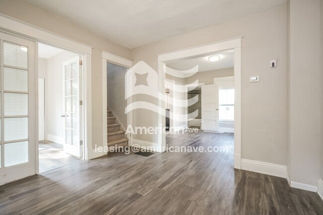 Photo - 919 E Calvert St