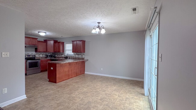 Photo - 337 Kingston Rd