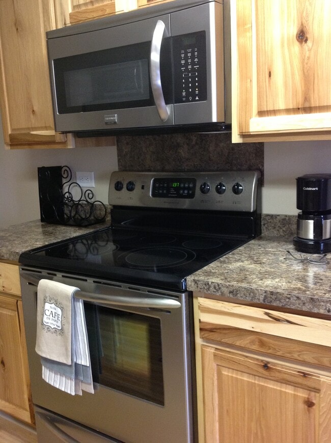 Building Photo - 903 Washington Blvd Unit Suite 1 Rental