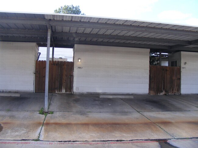 Photo - 7037 Chasewood Dr