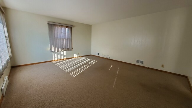 Photo - 2720 W Folsom St