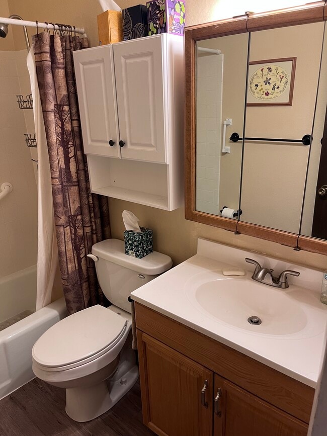 Photo - 2600 Parklake Ct Unit Parklake Court