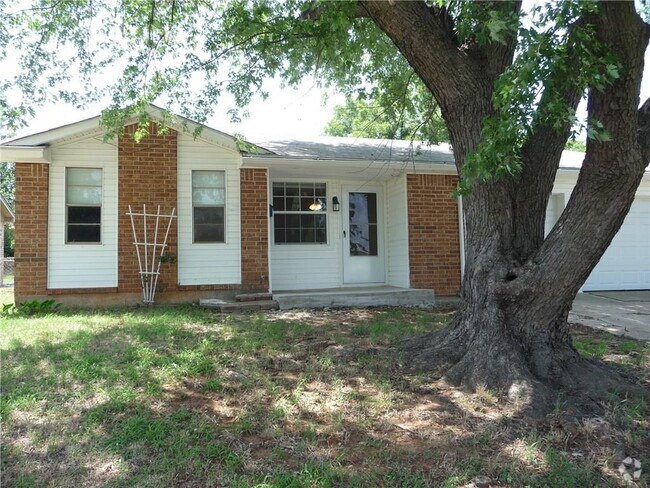 Building Photo - 4917 S Karen St Rental