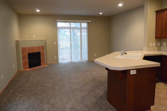 Photo - 747-747 SE Tampa St Unit 751