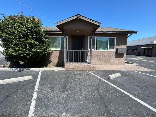 Photo - 1441 Coldwell Ave Apartment Unit #C