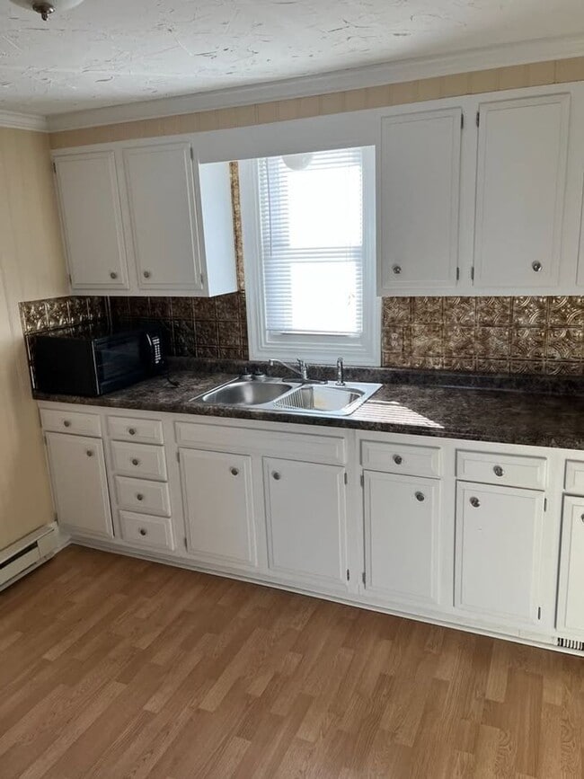 Building Photo - 20465 Langford Way Unit 2