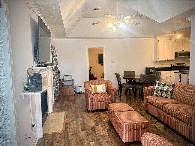 Photo - 8928 Asheville Dr