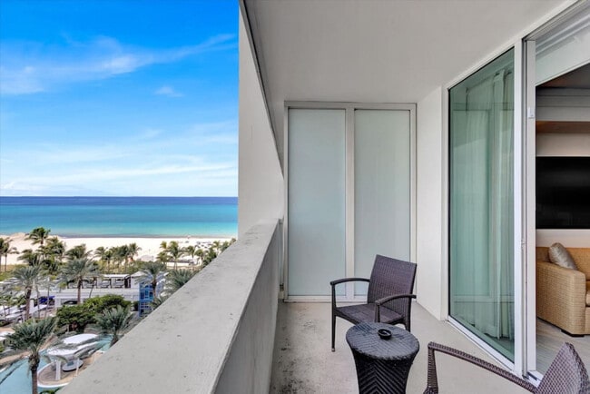 Photo - 4391 Collins Ave Unidad ID1234544P