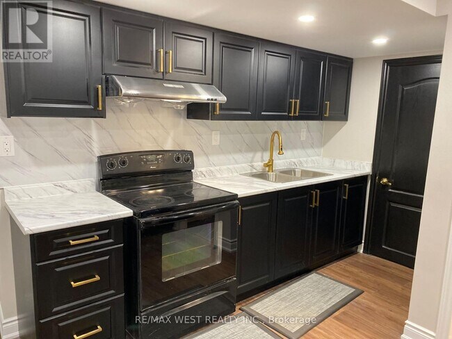 Photo - 5481 Glen Erin Dr