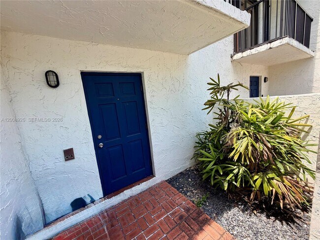 3225 Bird Ave Unit IV3