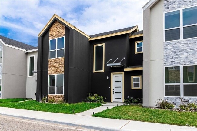 Building Photo - 19 N Crown Point