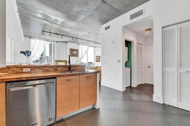 Photo - 2275 Biscayne Blvd Blvd Unit PH205