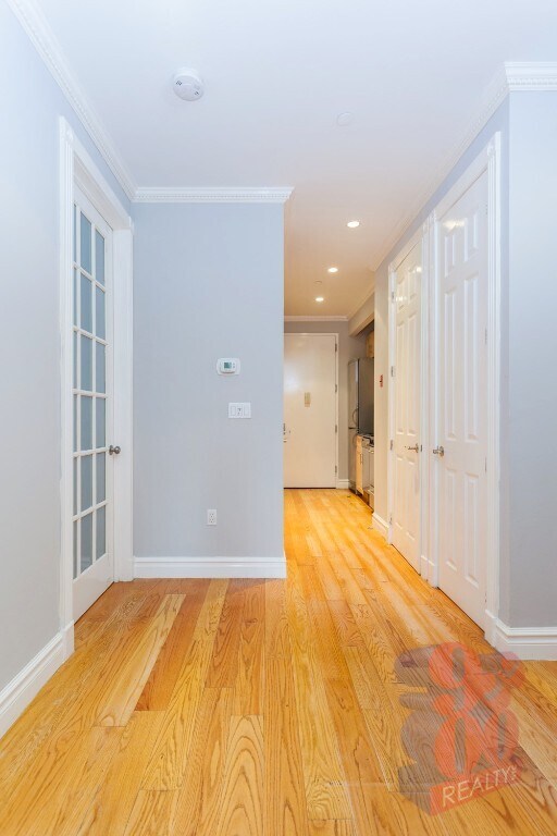Photo - 202 E 13th St Apartamento Unidad 4D