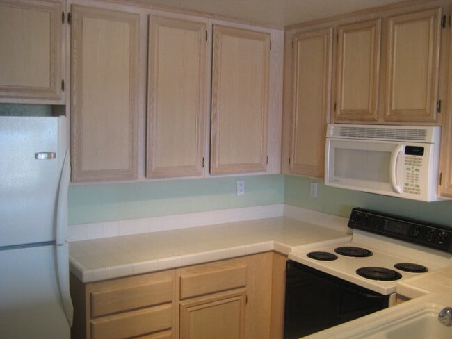 Photo - 2045 Burton St Unit 60