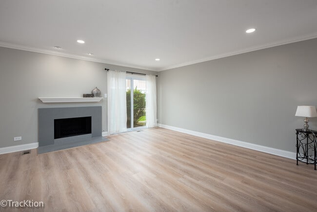 Photo - 1185 Leicester Ct