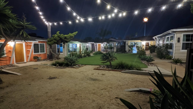 Photo - 4885 Naples St