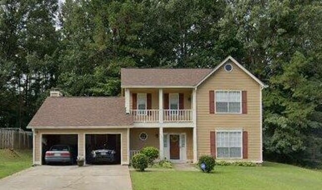 Building Photo - Spacious 3 Bedroom 2.5 Bath Home
