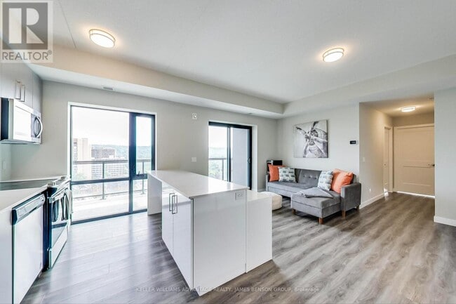 Photo - 15 Queen St S Unité 1202