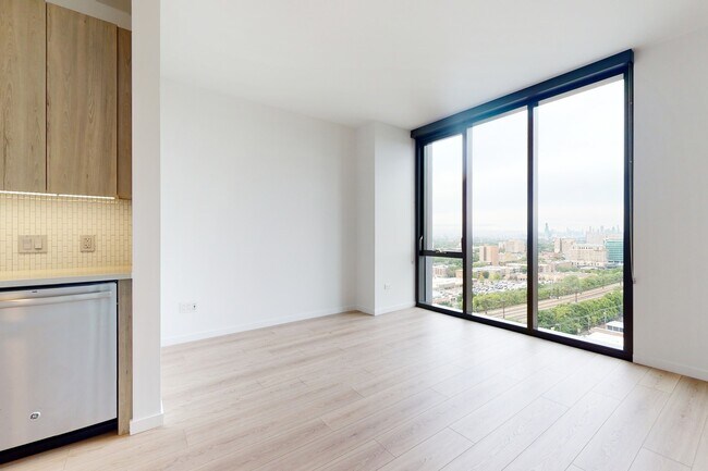 Photo - Solstice on the Park