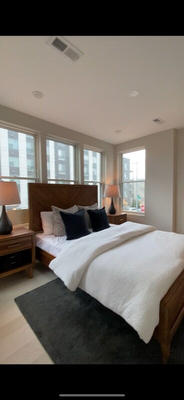 Photo - 1638 K St NE