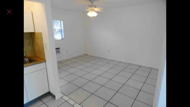 Photo - 720 NE 11th Ave Unidad 2